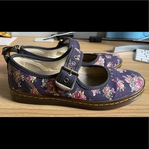 Dr. Martin Ballet Flats Sz 8